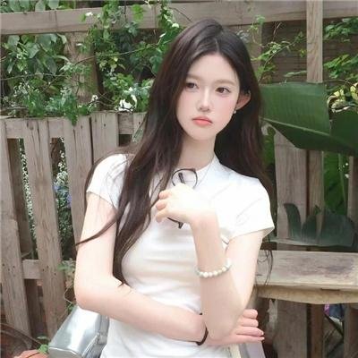 小维娜